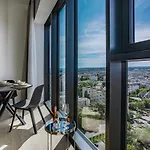 Hanza Tower