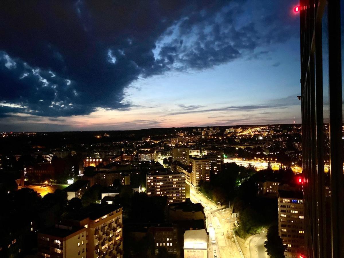 Apartment Hanza Tower